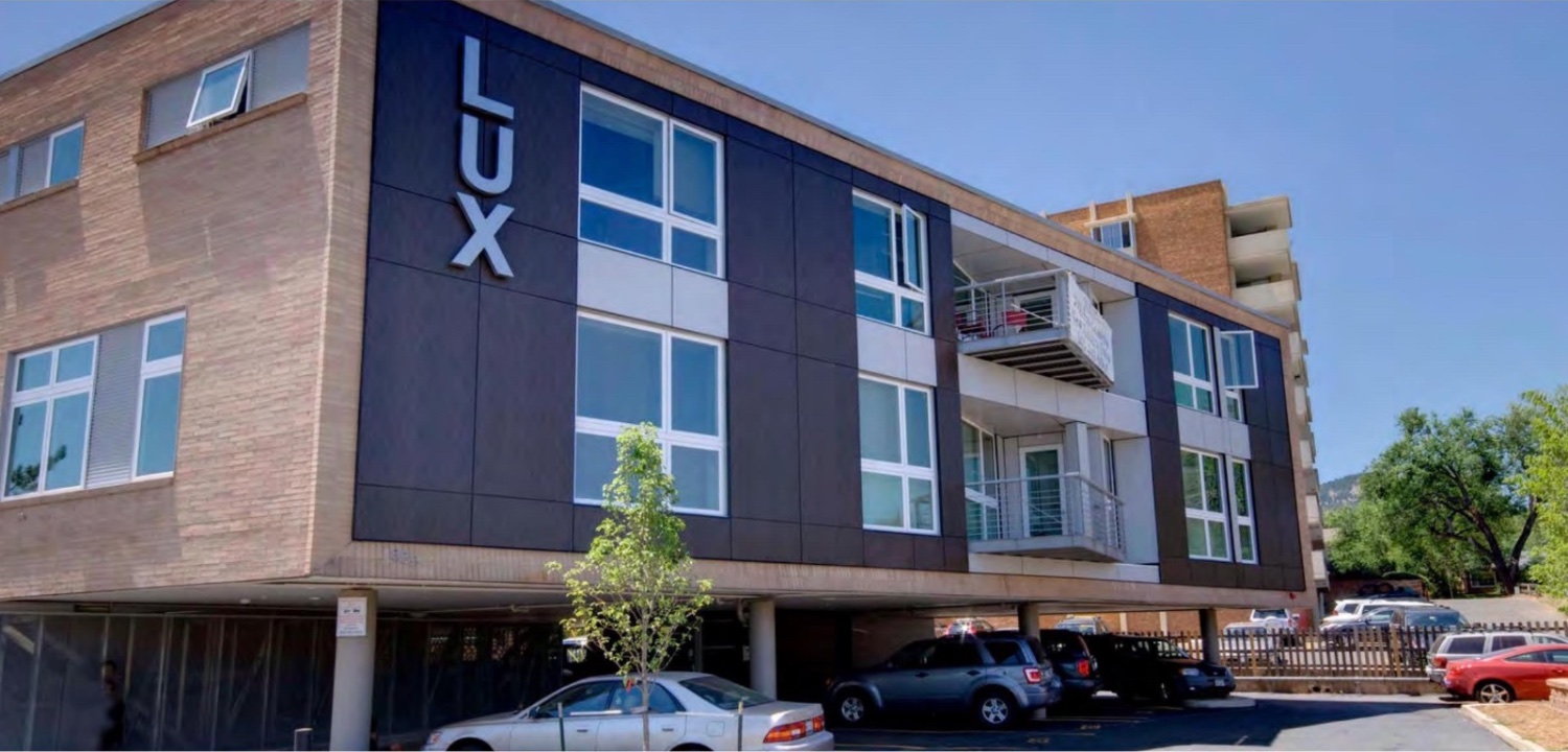 Lux, Boulder